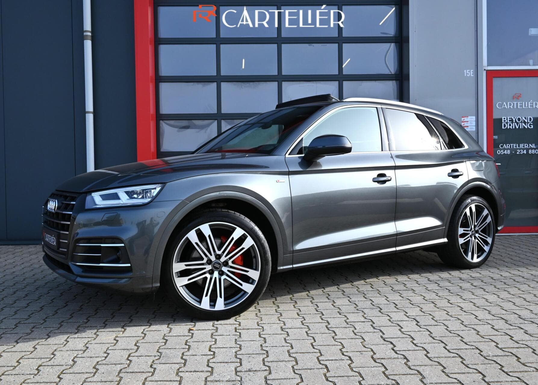 Audi Q5 Banner