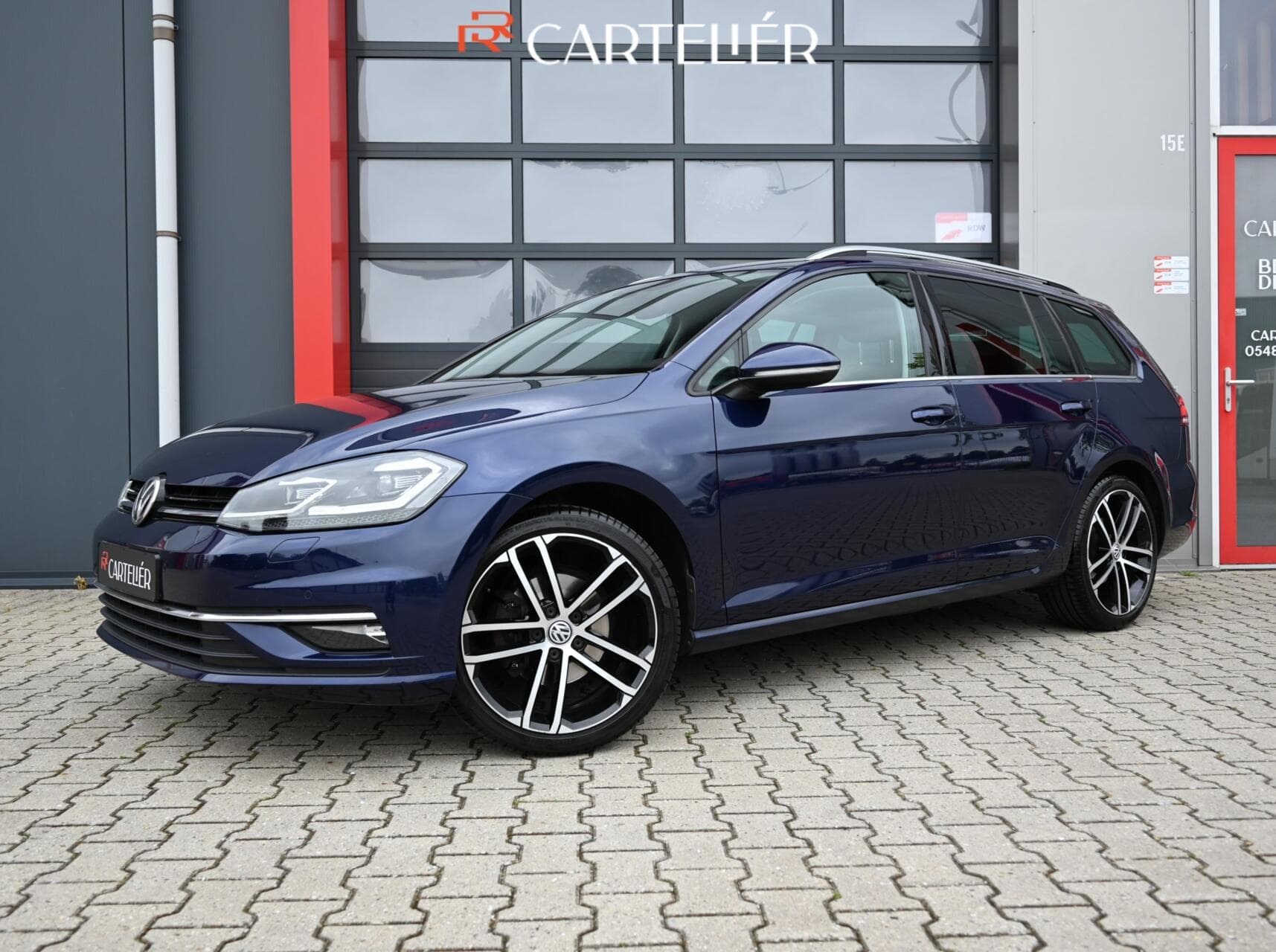 Volkswagen Golf Banner