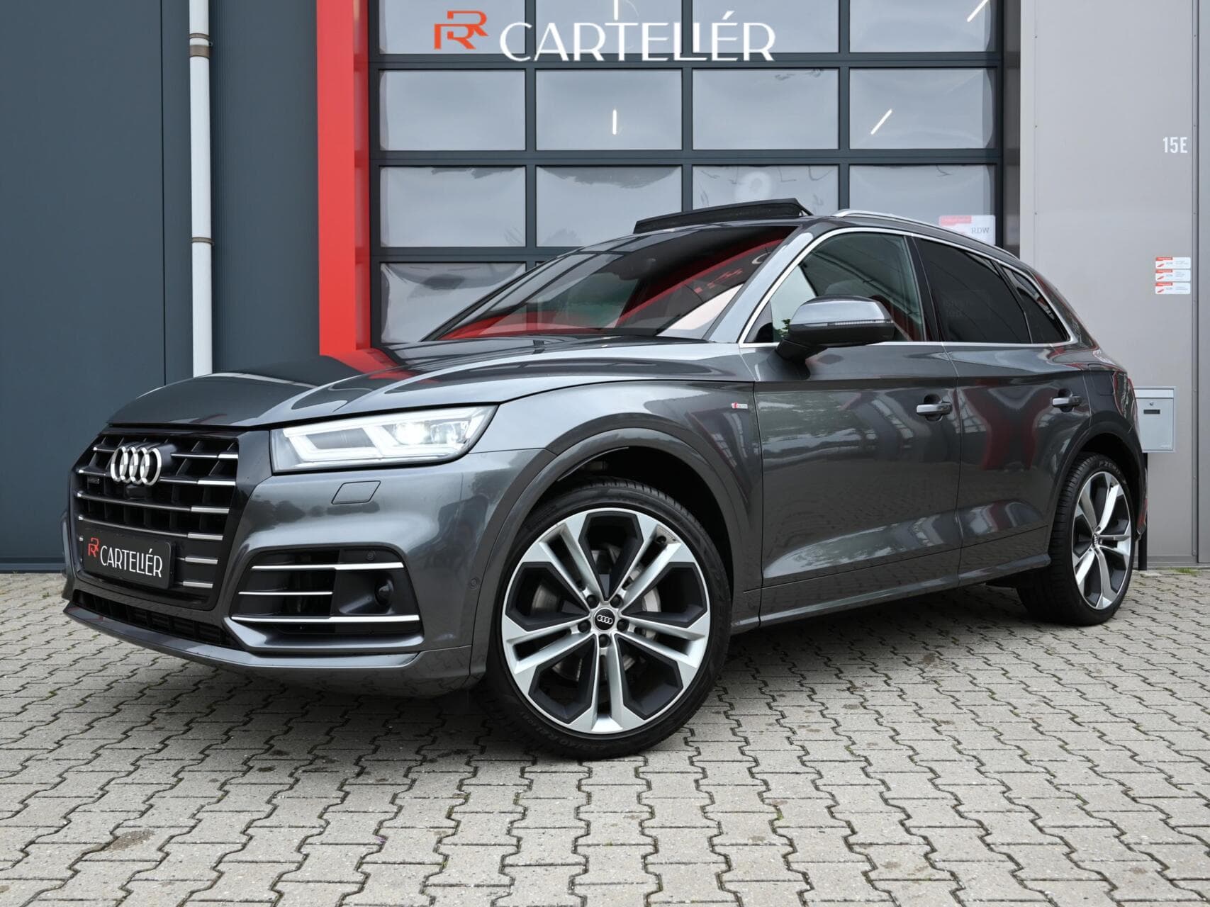 Audi Q5 Banner